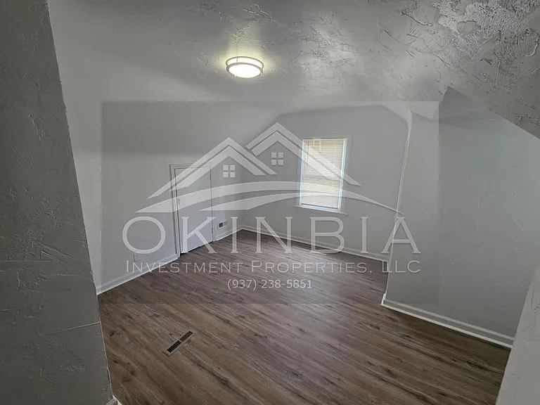 1402 N Euclid Ave — Photo 20