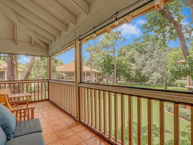632 Brackenwood Cv — Photo 20