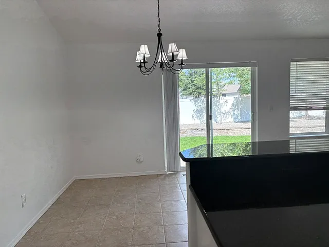 1256 W Edgewood Cir — Photo 12