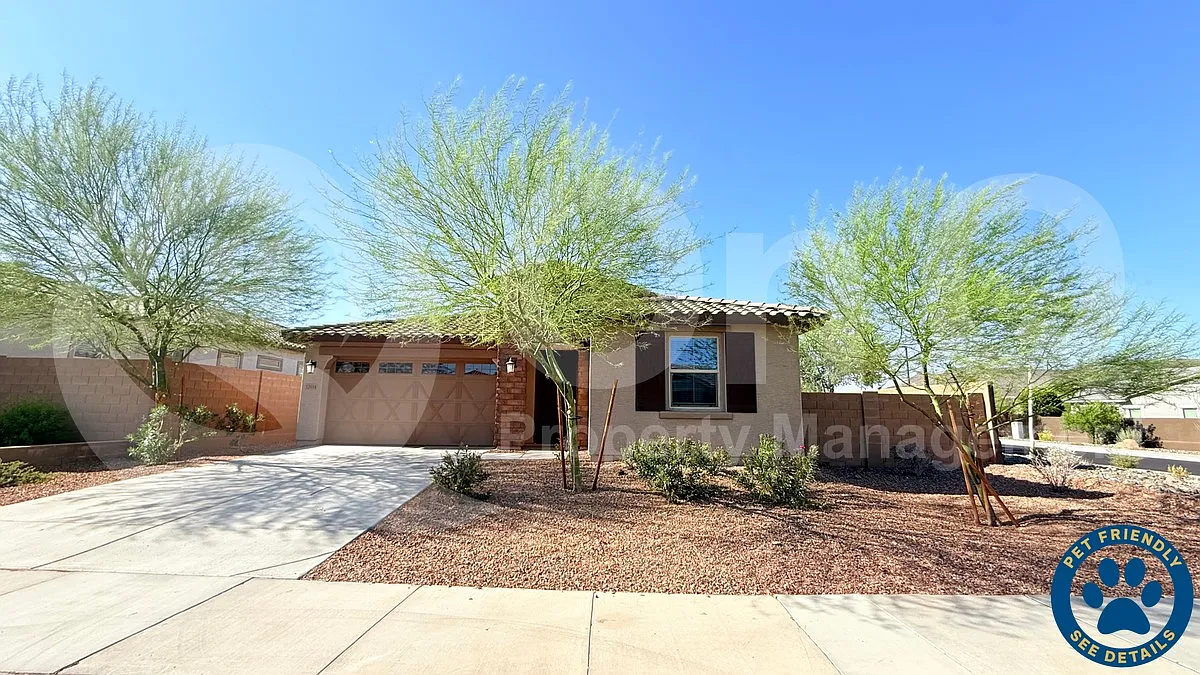 4 bed, 3.0 bath, 2274 sqft, $2,499 — Photo 1