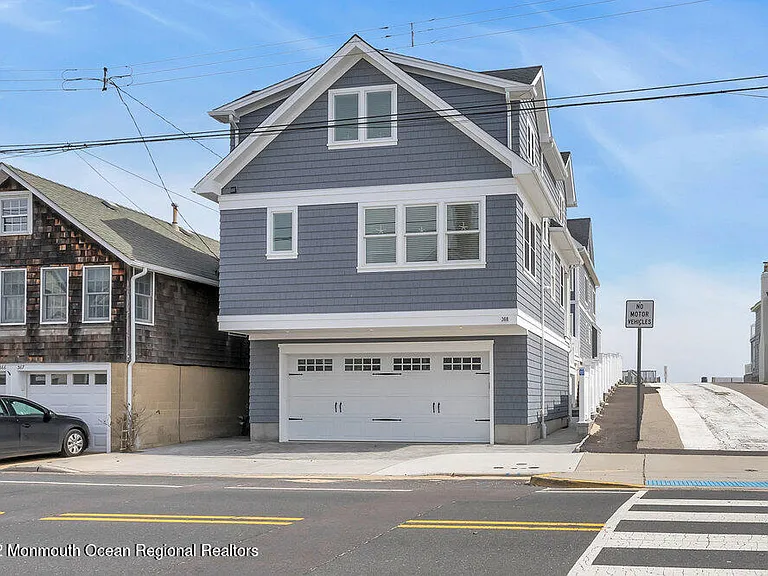 368 1st Ave — Photo 31
