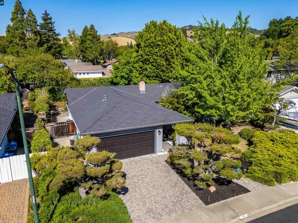 536 Heather Grove Ct, Walnut Creek, CA 94598