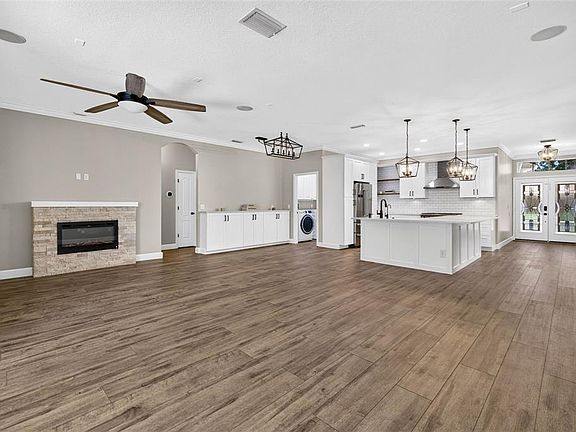 5th image of 6135 WHIMBRELWOOD DRIVE