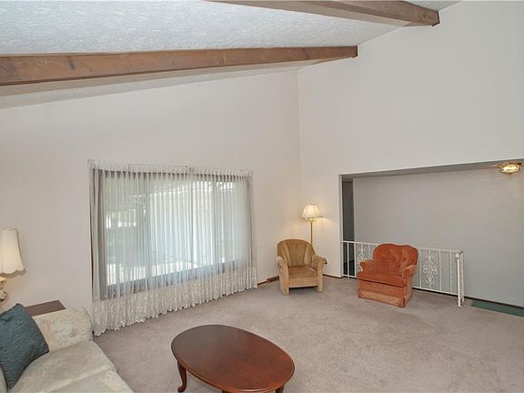 5th image of 4809 Donald Ave