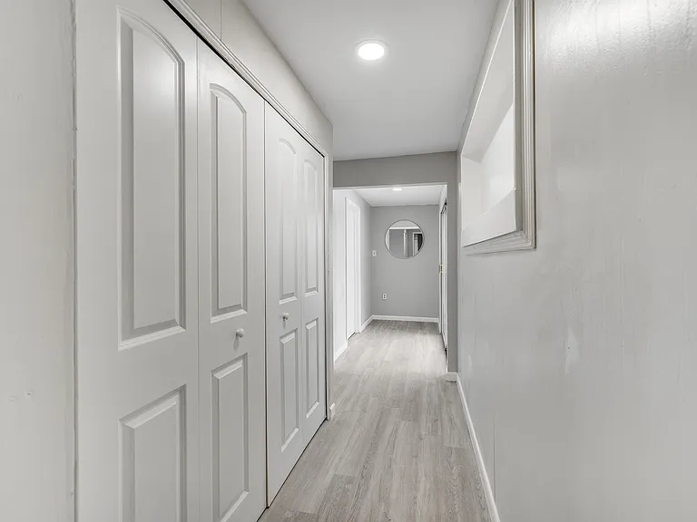 390 Needle Blvd — Photo 10