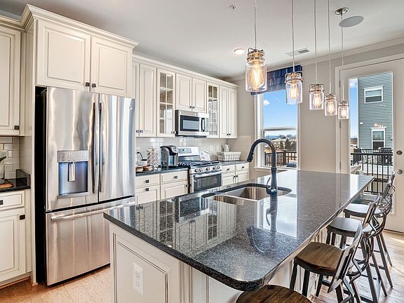 The Prescott - Kitchen