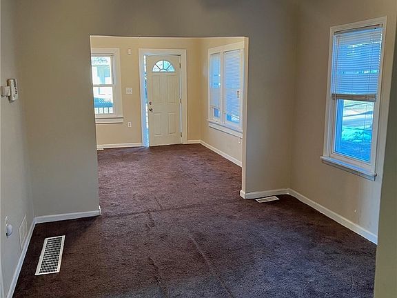 3rd image of 14022 Jenne Ave
