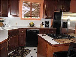 2nd image of 23 Berkley Pl
