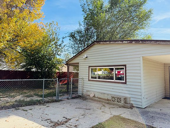 2nd image of 1006 Howard Ave