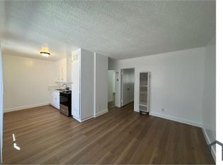 11809 Berendo Ave, Los Angeles, CA 90044