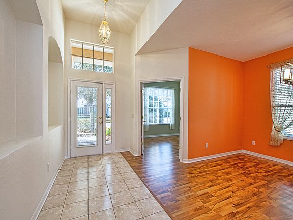 2nd image of 8029 Saint James Way