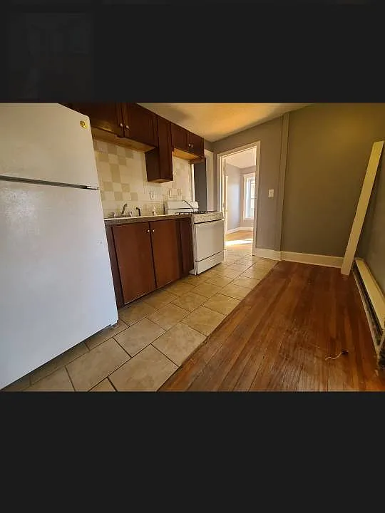218 West St #B1