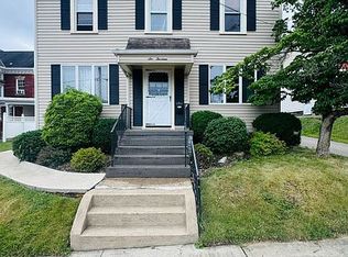 613 Park Ave, Ellwood City, PA 16117