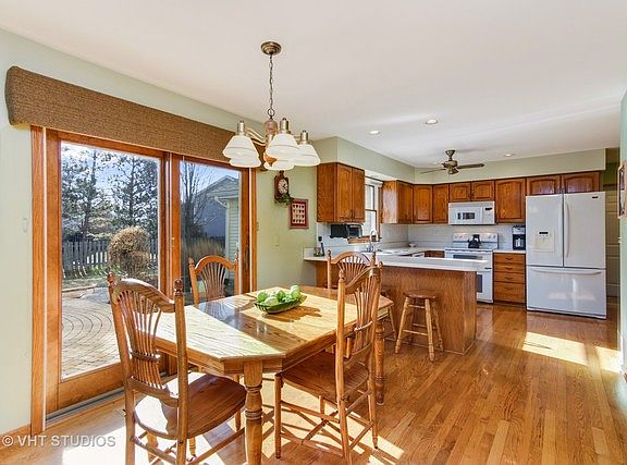4th image of 3508 Regent Dr