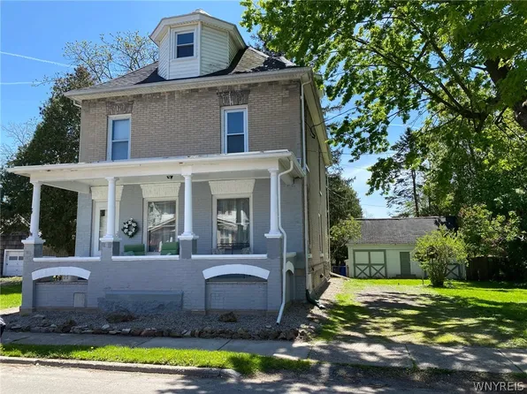 5 Allen St, Batavia, NY 14020