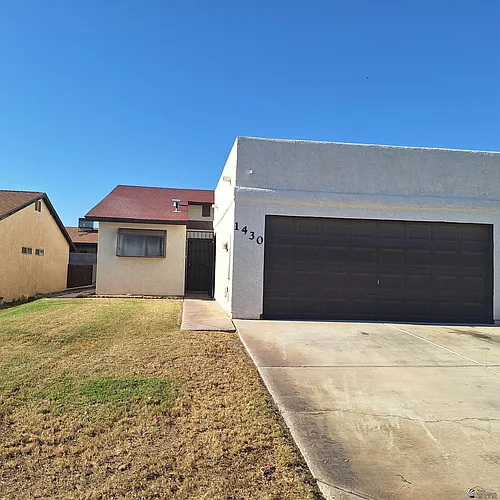 1430 E Hillside Pl Photo 1