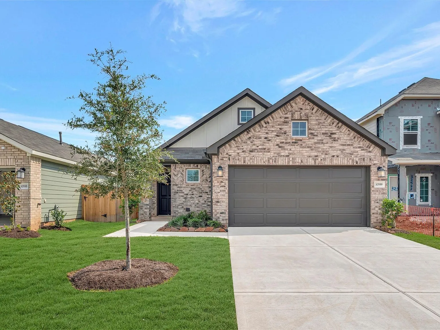 3 bed, 2.0 bath, 1615 sqft, $2,250 — Photo 3