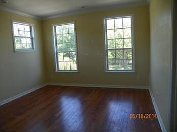 4th image of 139 Killarney Dr