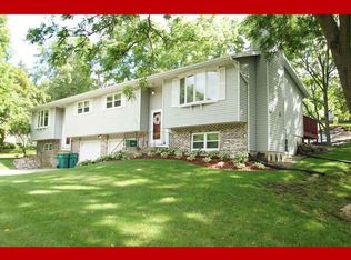 407-409 Oak St, Mount Horeb, WI 53572