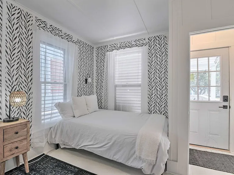 3402 Avenue Q 1/2 — Photo 13