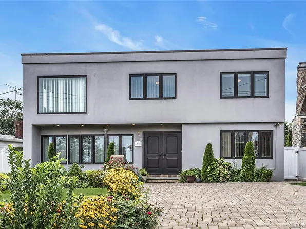 14962 Powells Cove Boulevard, Whitestone, NY 11357