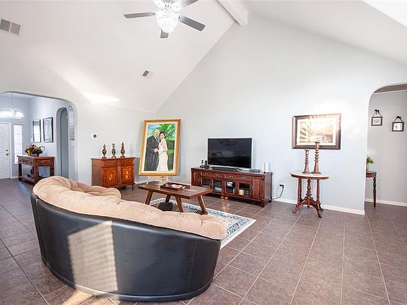 3rd image of 2395 Settlers Way Dr