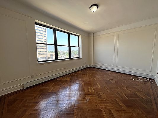 1st image of 11816 Queens Blvd Floor 3