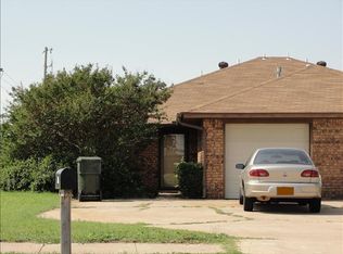 2340 Twisted Oak Dr, Norman, OK 73071
