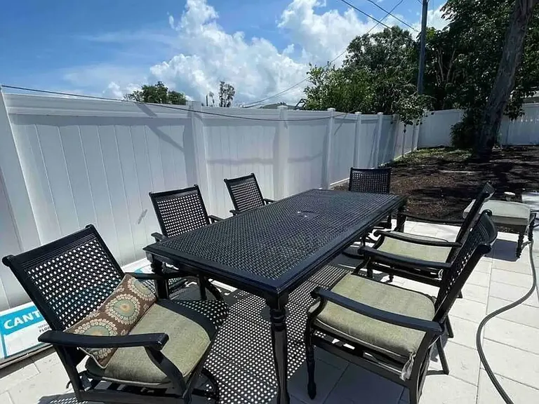 2539 Trinidad St — Photo 30