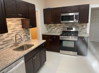 22 Clark St FLOOR 3, Malden, MA 02148