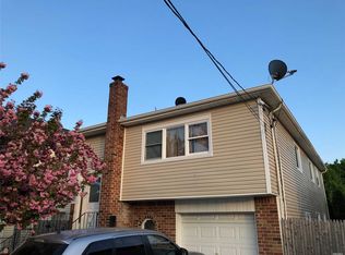 140 E Graham Ave, Hempstead, NY 11550