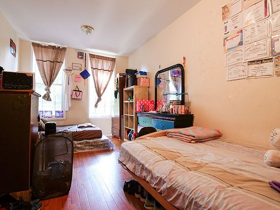 3rd image of 251 Patchen Ave #Hse