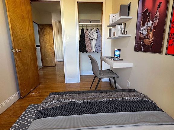 4th image of 212 Avenue B #34