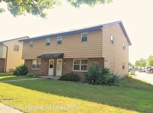 7963 N 94th St, Milwaukee, WI 53224