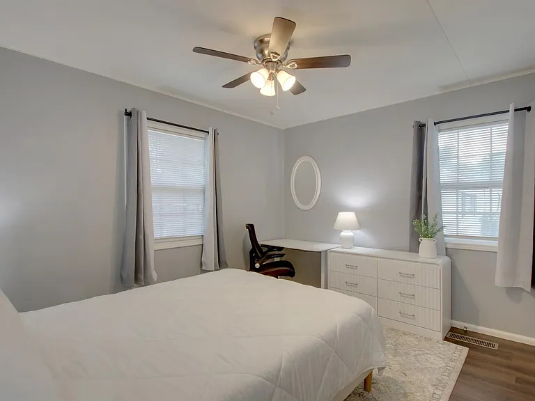 1521 Granview Dr — Photo 4