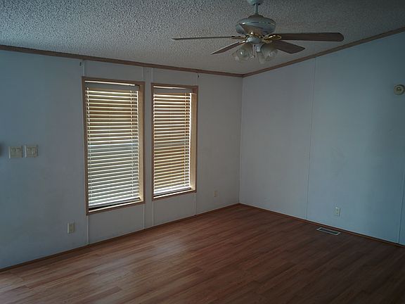 4th image of 5931 Sassy Rose Dr