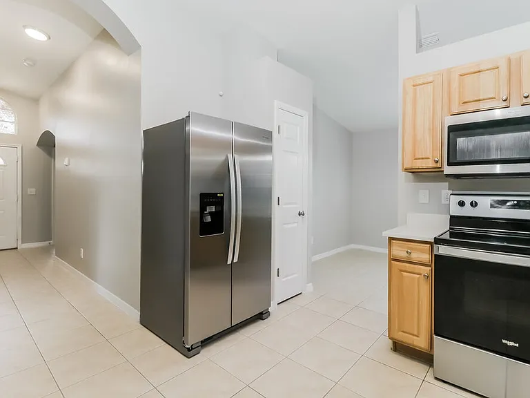3238 Riverdale Dr — Photo 6