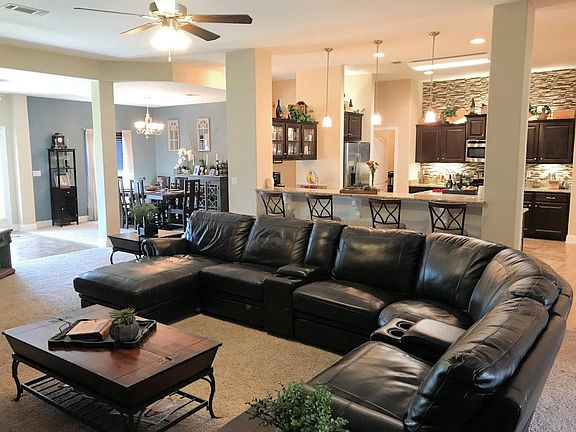 2nd image of 2356 Hilton Dr