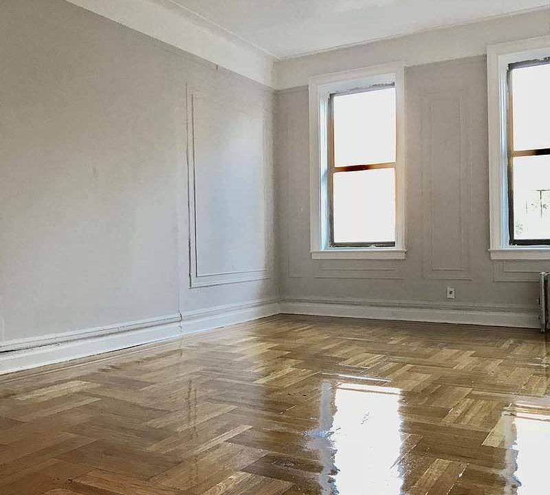 2nd image of 2160 Wallace Ave APT 5G