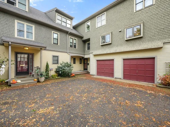 10 Eustis St, Cambridge, MA 02140