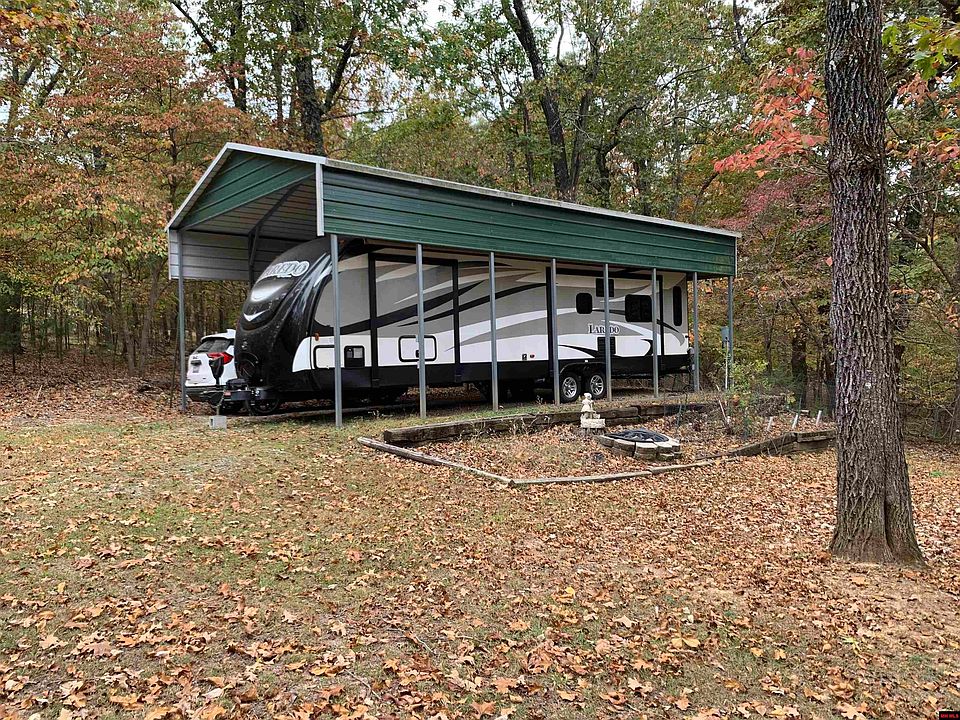 2nd image of 136 Oakley Rd