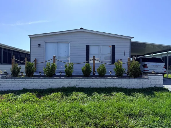 242 Mango St, Bradenton, FL 34207