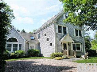 7 Leslie St, Falmouth, MA 02543