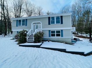 31 Ashley Dr, Gardner, MA 01440