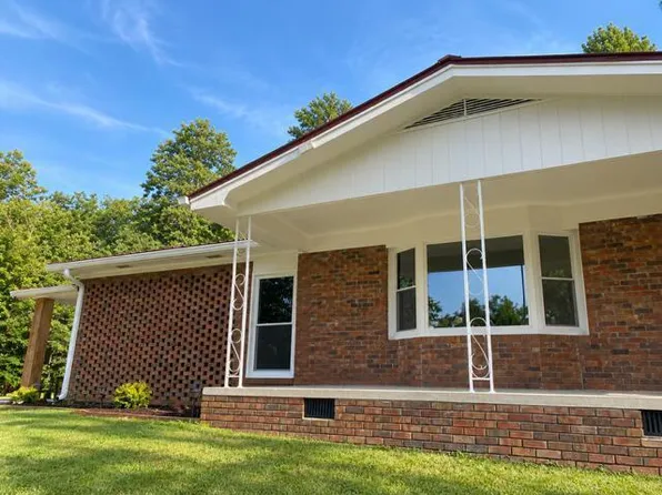 5221 Fires Creek Rd, Hayesville, NC 28904
