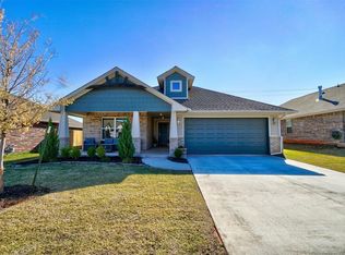 11036 SW 36th St, Yukon, OK 73099