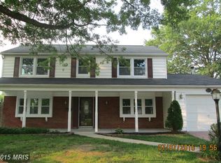 12100 Rockledge Dr, Bowie, MD 20715