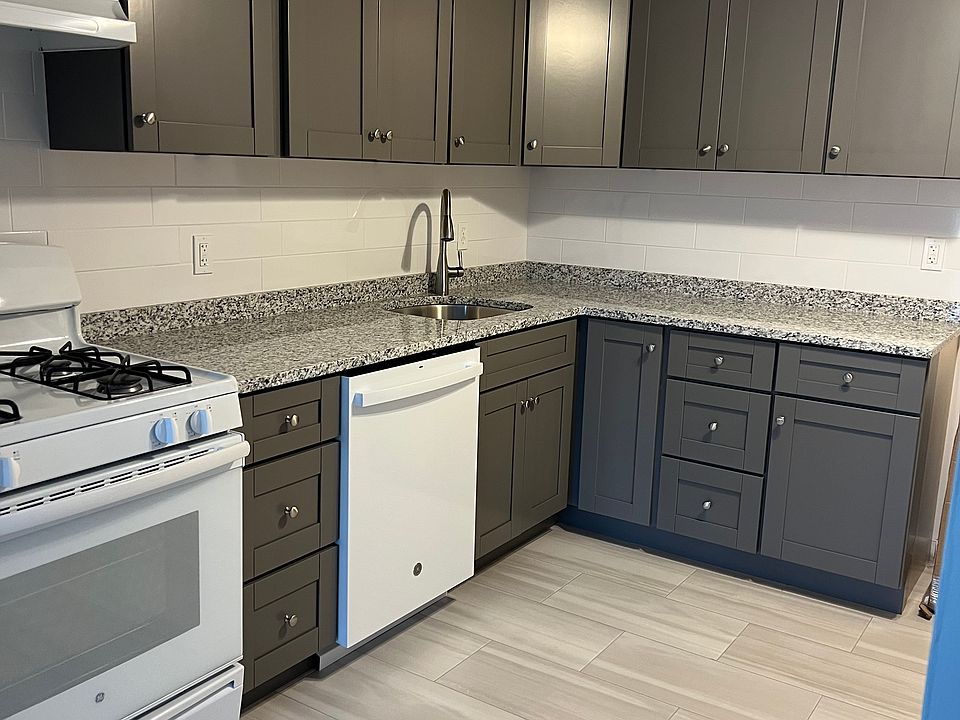 1st image of 737 Princeton Blvd #13