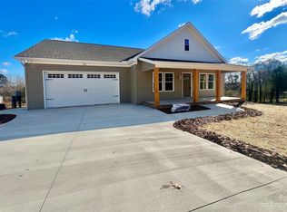 295 C I Chapman Ct, Taylorsville, NC 28681