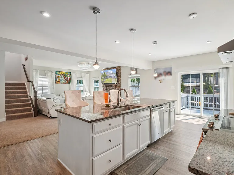 16007 Cambria Cove Blvd — Photo 14